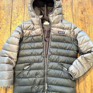 Patagonia Boys Down Jacket Small 7/8, gray/dark gray